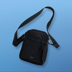lacoste black crossbody bolsa